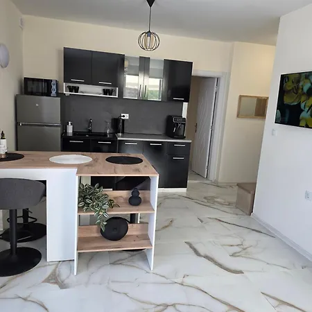 Apartament Aria 10 *